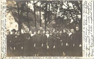 1914 Kolozsvár, Cluj; katolikus ünnep pappal / Catholic feast with priest. photo