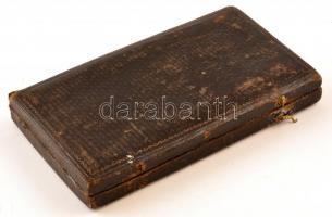 cca 1910 Réz körző készlet hiánytalanul, eredeti, kissé megviselt dobozában