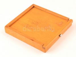 cca 1940 MOM Majzik háromszög-vonalzó készlet fa dobozban. 16x15 cm