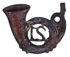 ~1940. "21. Határvadász zászlóalj paroli jelvénye" (19x16mm) T:2