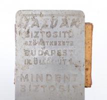 Alumínium hamutálka és gyufatartó, gravírozott felirattal:  Gazdák Biztosító Szövetkezete, 15×9 cm