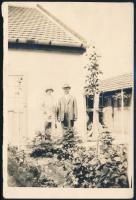 1926 Miskolc, Vaitzik Emil (1867-1937) erdőmérnök, kir. főerdőtanácsos, entomológus és felesége fotója. 12x18 cm