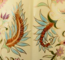 Zsolnay mezei virág mintás áttört kaspó, kézzel festett, jelzett, alján felirattal "Boglárlelle...