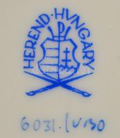 Herendi Viktória mintás bonbonier, kézzel festett, jelzett, apró kopásokkal, d:11 cm, m:8,5 cm