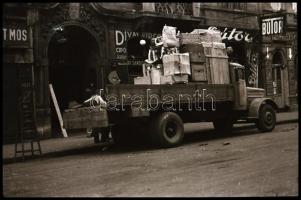 cca 1951 Teherautó előlről, hátulról, oldalról, 4 db vintage negatív Fekete György (1904-1990) budap...