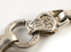 Ezüst(Ag) háromszöges karkötő, jelzett, h: 18 cm, bruttó: 13,7 g