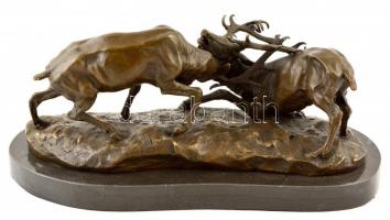 cca 1930 P. J. Mene után: Viaskodó szarvasok. Bronz,  márvány talpazattal, m:14 cm, 37×16 cm