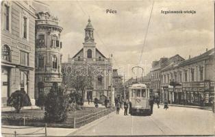 1915 Pécs, Irgalmasok utcája, Dr. Tolnai Jenő fogorvos rendelője, Pogyinecz Károly, Lang H. fia üzlete, Központi kávéház, villamos