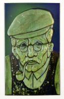 Stekly Zsuzsa (1954-): Pipás öreg. Tűzzománc, fém, kis kopásokkal, 20×12 cm