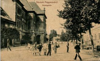 Mosonmagyaróvár city hall (fl)