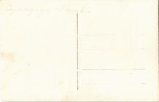 Trencsén, Trencín; vár, zsinagóga / Trenciansky hrad, Synagóga / castle, synagogue. Foto Tatra