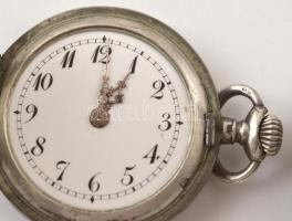 Ezüst(Ag) 7 db zsebóra, jelzettek, vegyes állapotban, d: 3,5 cm, bruttó: 193,6 g