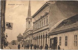 Érsekújvár, Nové Zámky; Komáromi út, templom, üzlet / street, church, shops (fa)