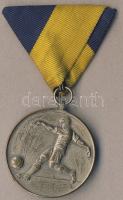 1941. "Radvány Vándordíj" labdarúgó Ffém díjérem szalaggal T:2