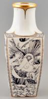 Hollóházi Jurcsák László által tervezett mintával díszített porcelán váza, matricás, jelzett, kis kopásnyomokkal, m: 24 cm