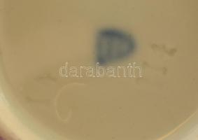 Royal Vienna mokkás csésze, jelzett, kopásnyomokkal, m: 4,5 cm, d: 5 cm