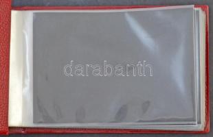 Kis képeslap album 104 férőhellyel karton tokkal / Small postcard album for 104 postcards with cardb...
