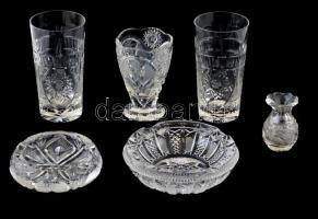 Ólomkristály tétel: poharak,vázák, hamuzók, összesen: 6 db, d:10-14 cm, m:7-13,5 cm