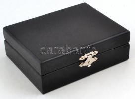 Nemesacél dugó és bornyitó, eredeti dobozában, 14×11 cm