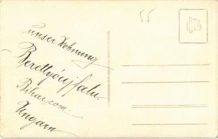 Berettyóújfalu, utca, a felvétel készítőjének lakása. photo (EK)