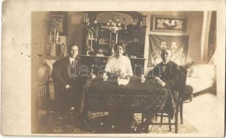 1915 Kecskemét, szoba belső. photo