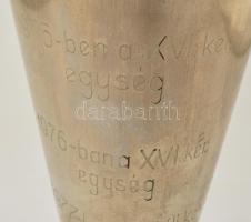 Nagy méretű serleg. Magyarország legjobb egysége 1975-77. 40 cm