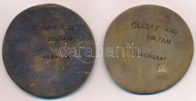 Olcsai Kiss Zoltán (1895-1981) 1971. 2db klf Br emlékérem a Vadászati Világkiállításra (70mm/73mm) T...