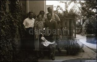 1938 Tata és Tatatóváros, tájrészletek, emberek, 26 db fotónegatív, 7×2 cm