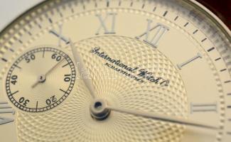IWC mechanikus karóra, igényes zsebóra beépítés szép, geometrikus díszítésű számlappal, jelzett tokk...
