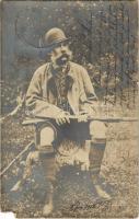 1902 I. Ferenc József vadász felszerelésben puskával / Franz Joseph I. / Franz Joseph in hunting outfit with a rifle. B.K.W.I. No. 62. Fec. Ch. Scolik (EM)