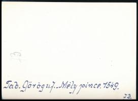 cca 1930 Budapest, a Tabánban a Görög utca 7. szám alatti Mély Pince Vendéglő (alapítva: 1549) fotój...