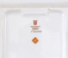 Madaras jelenettel díszített porcelán dísztál, matricás, jelzett, hibátlan, eredeti dobozában, 19×15...