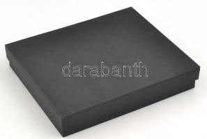 Madaras jelenettel díszített porcelán dísztál, matricás, jelzett, hibátlan, eredeti dobozában, 19×15...