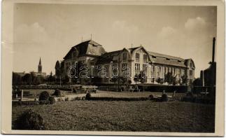 Karcag city hall (EK)