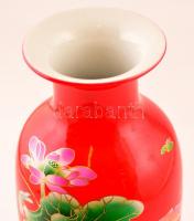 Kínai porcelán halas-virágos váza, matricás, jelzett, kis kopásnyomokkal, m: 37,5 cm