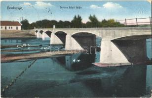 1915 Érsekújvár, Nové Zámky; Nyitra folyó hídja / Nitra river bridge (EK)