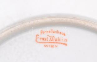 Ernst Wallis Pirkenhammer címeres porcelán tál, 2 db, jelzett, kis kopásnyomokkal, d: 24 cm