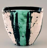 Gorka Lívia (1925-2011): Zöld csíkos váza. Festett mázas kerámia, jelzett, repedéssel, m:16 cm, d:23...