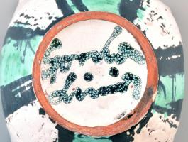 Gorka Lívia (1925-2011): Zöld csíkos váza. Festett mázas kerámia, jelzett, repedéssel, m:16 cm, d:23...