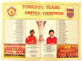 1985 Manchester United vs. Videoton labdarúgó mérkőzés képes meccsfüzete / Football match booklet 24...