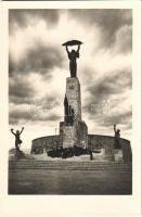 Budapest XI. Szabadság-szobor a Gellért-hegyen. Kisfaludi Strobl Zsigmond alkotása