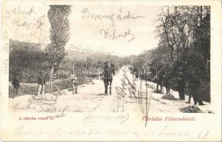 1905 Piliscsaba, a táborba vezető út, K.u.K. katonák. Rigócz József kiadása