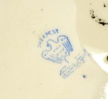 Aquincumi porcelán gyermek macival, jelzett, kézzel festett, apró kopásnyomokkal, m: 13 cm