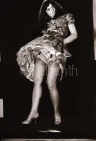 cca 1968 Marilyn Monroe után szabadon.... szoldian erotikus felvételek egy magyar fotómodellről, 9 d...