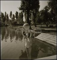 1956 Privát felvételek (nem a forr. eseményekről!), 43 db vintage NEGATÍV, a tároló tasakokon felira...