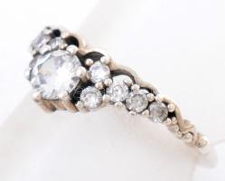 Ezüst(Ag) köves tiarás gyűrű, Pandora jelzéssel, méret: 54, bruttó: 2,4 g