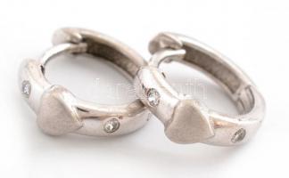 Ezüst(Ag) szívecskés karikafülbevaló-pár, jelzett, d: 1,2 cm, bruttó: 1,9 g