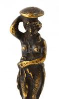Női félakt figura, réz, fa talapzaton, jelzés nélkül, m: 9 cm (13,5 cm)