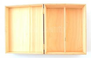 Fa dobozka, belül két rekesszel, fém csattal, 19x8x15 cm