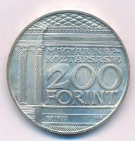 1977. 200Ft Ag "Nemzeti Múzeum" T:BU patina Adamo EM55